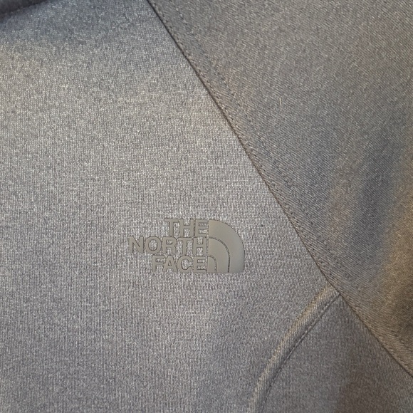 The North Face Charcoal Fleece Jacket - Picture 2 of 6